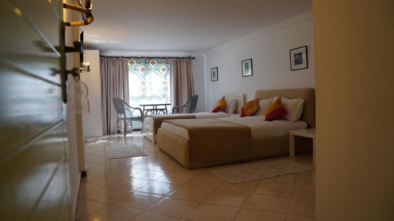 hotel azayla Asilah Kültér fotó